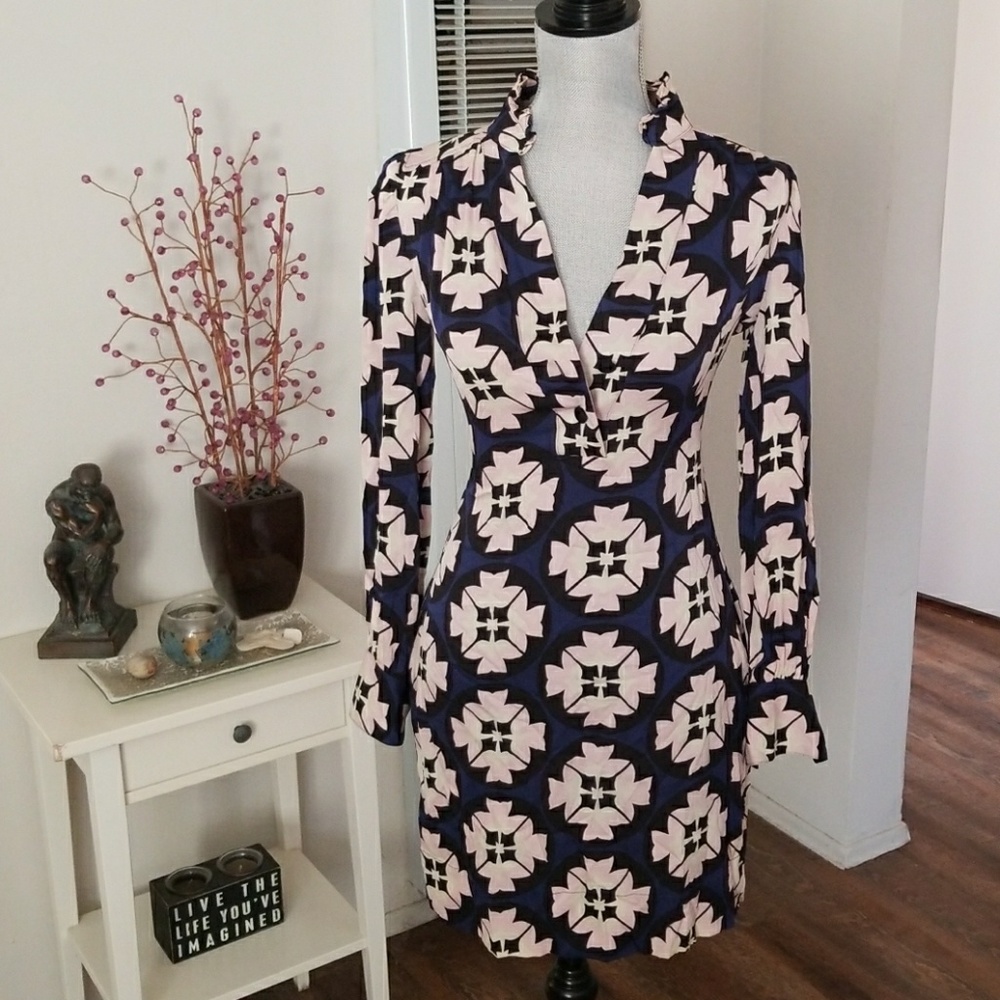 Diane Von Furstenberg Silk dress